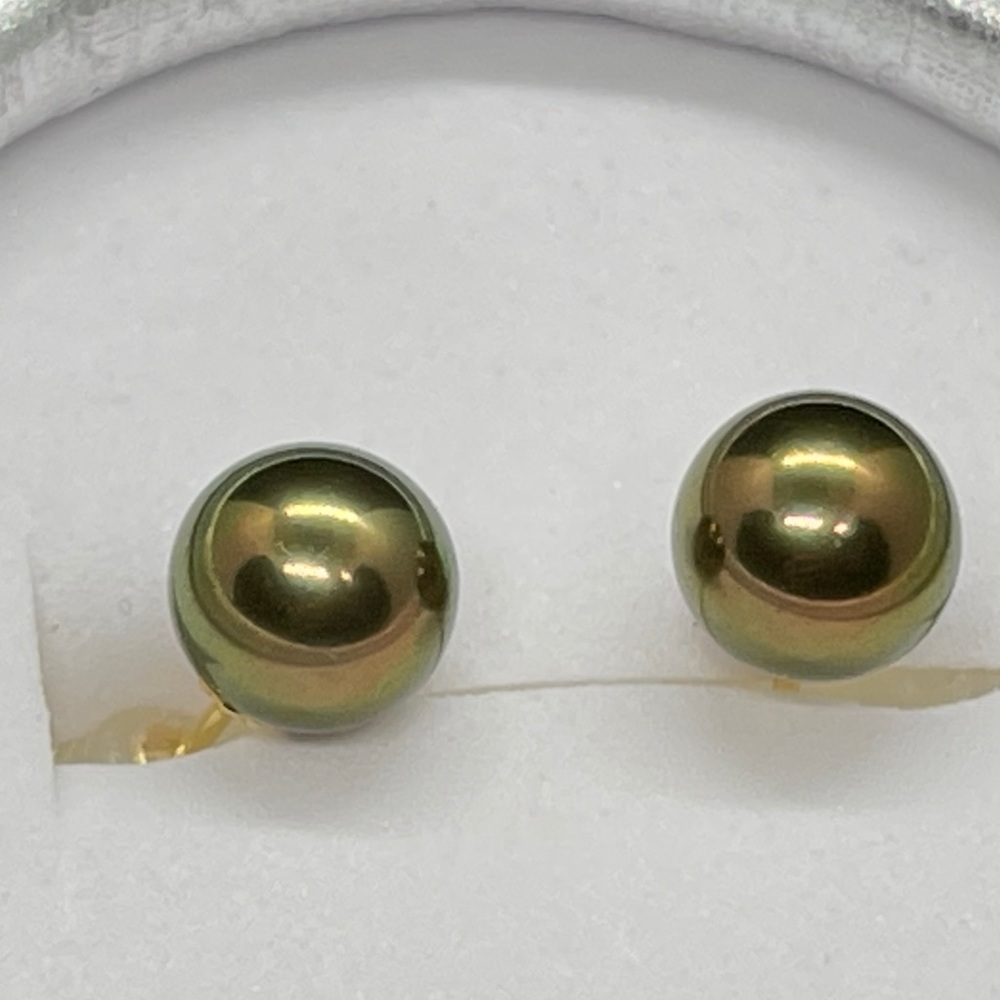 Tahiti Black Pearl Earrings with unit golden tone